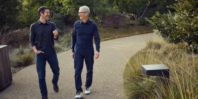 Apple-John-Ternus-Tim-Cook_Full-Bleed-Image.jpg.xlarge_2x-1-scaled.webp.webp