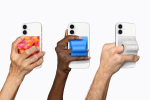 Apple-accessibility-features-Hikawa-Grip-and-Stand-lineup_big.jpg.large_2x.webp.jpeg