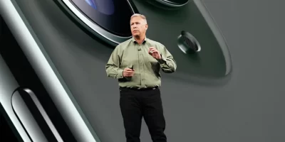 Phil-Schiller-advances-to-Apple-Fellow_08042020.jpg.landing-big_2x.webp.webp